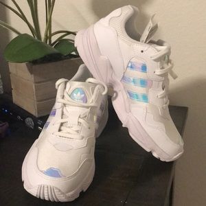 Adidas White Sneakers - brand new - size 6